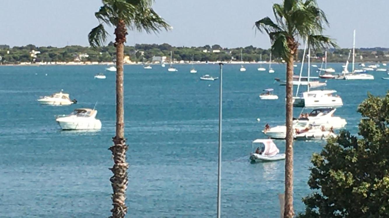 Delia Apartment Porto Cesareo Bagian luar foto